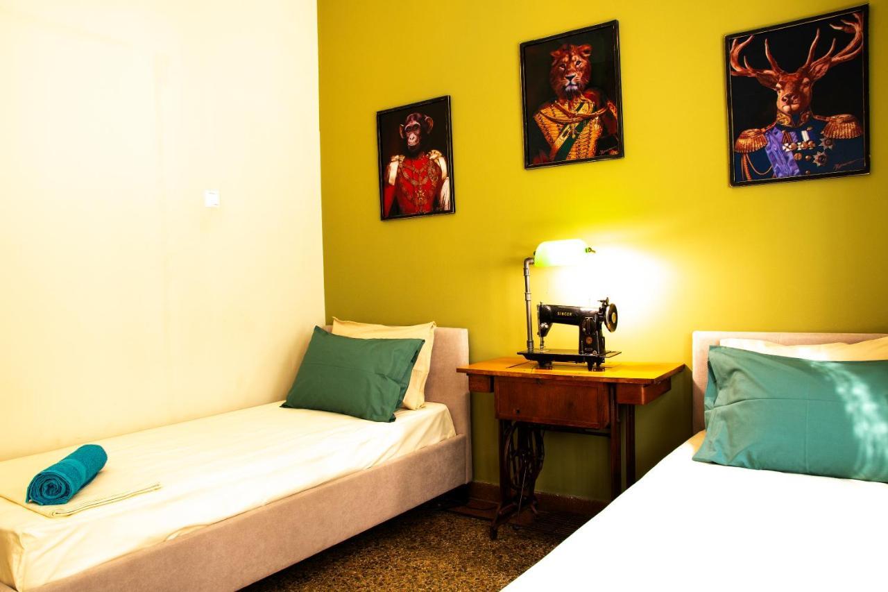 Exis Suite Atenas Exterior foto